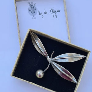 Broche de Oliva en Plata Vieja